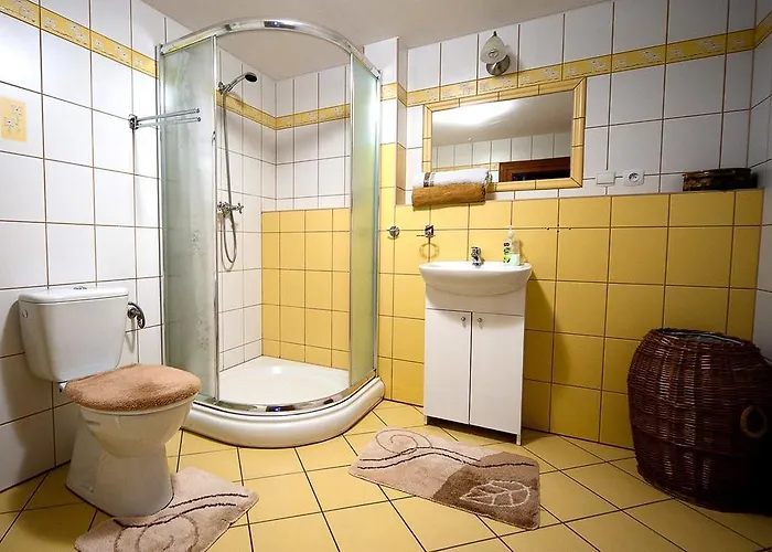 Gosciniec Pod Bukiem Apartment Swieradow-Zdroj